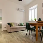 Aromaria Palace Apartment