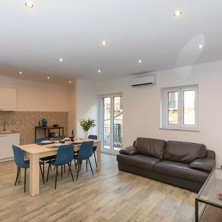 Aromaria Palace Lejlighed *